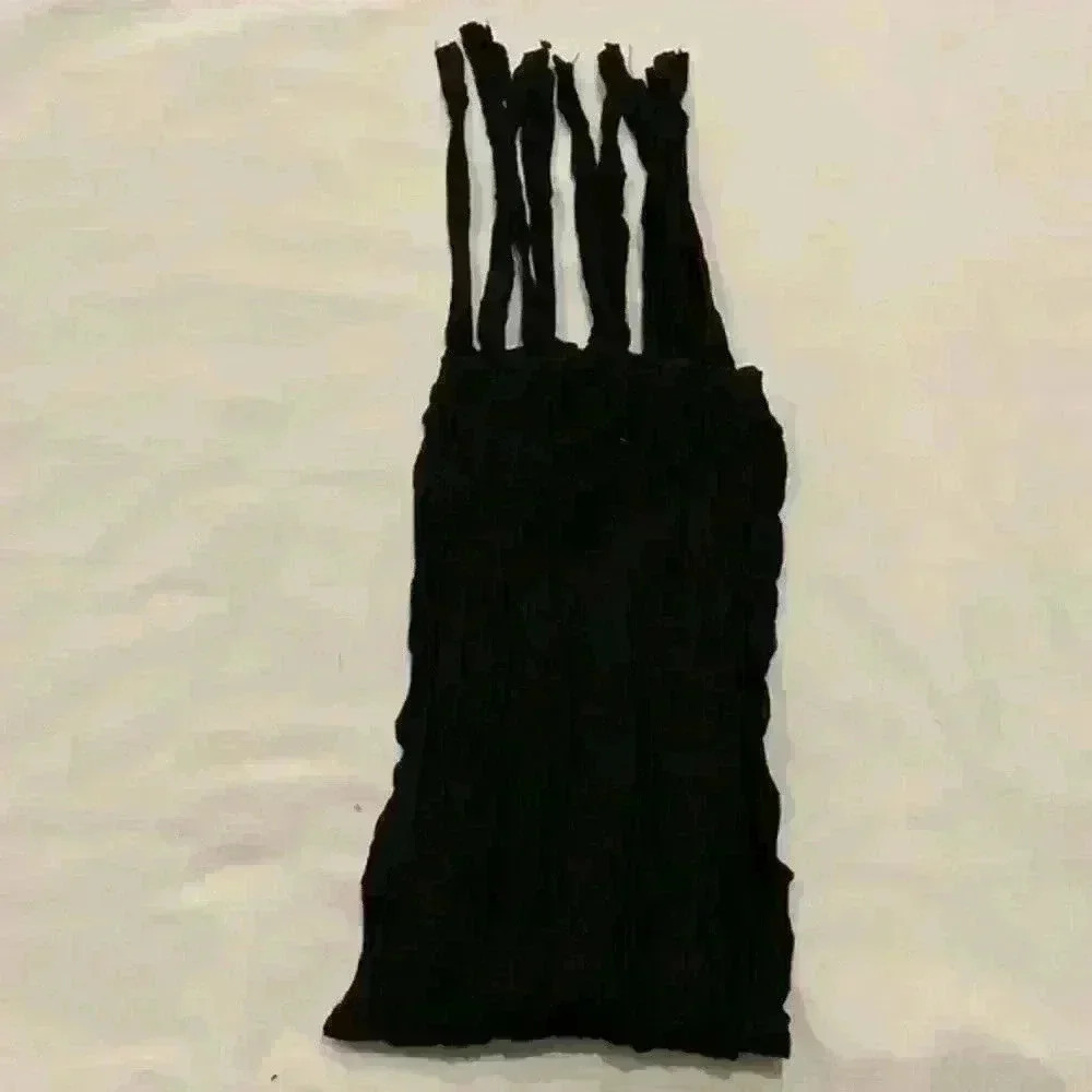 Black Ruffled Scarf - Picture 2 of 3